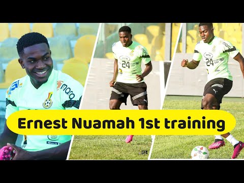 Ernest Nuamah&#039;s skills, dribbles &amp; work rate at 1st Black Stars training