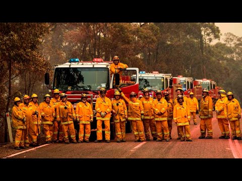 &#039;Evacuate Now&#039; warning issued for fire burning in Victoria&#039;s east